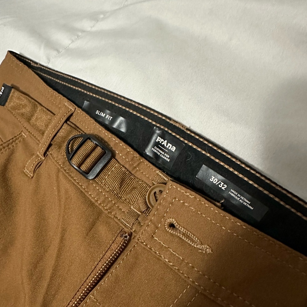Prana men’s 30x32 slim pants bronze.